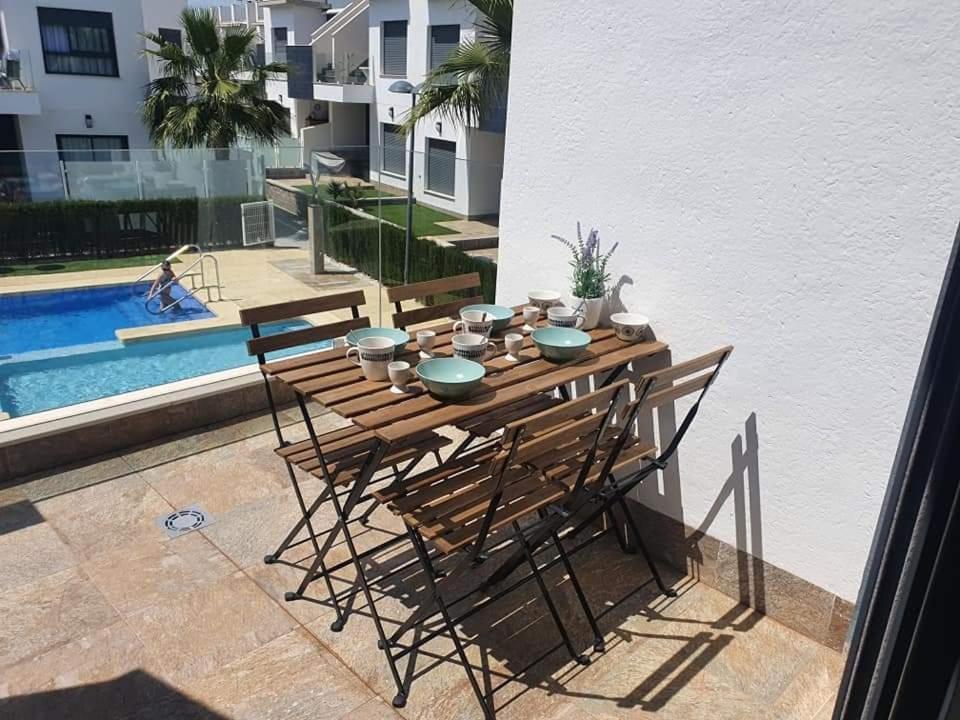 Apartamento Casa Lela Met Dakterras Pilar de la Horadada Exterior foto