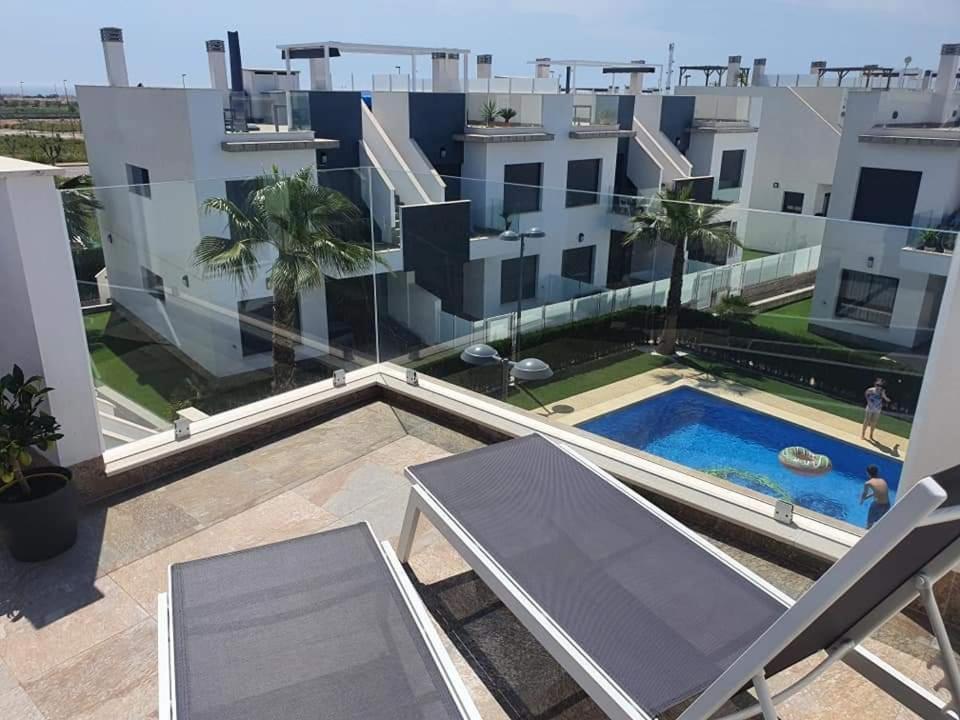 Apartamento Casa Lela Met Dakterras Pilar de la Horadada Exterior foto