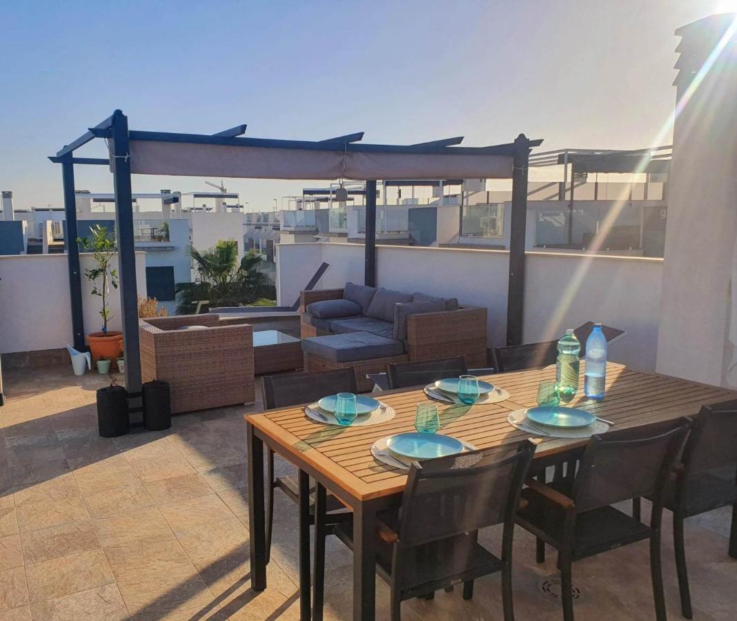 Apartamento Casa Lela Met Dakterras Pilar de la Horadada Exterior foto